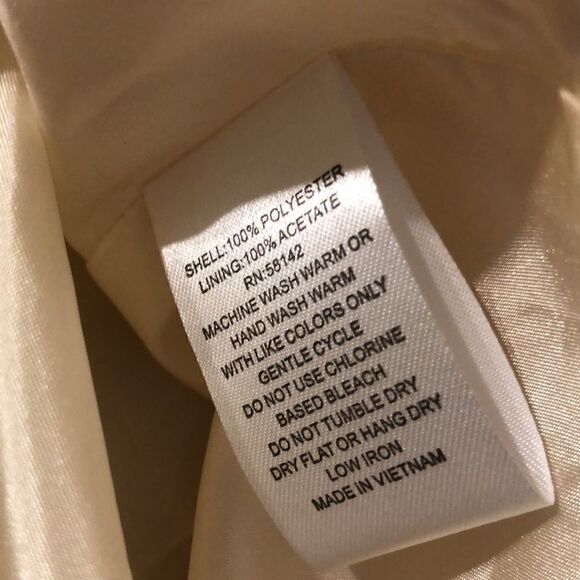 Maggy London lined beautiful dress - Picture 4 of 5